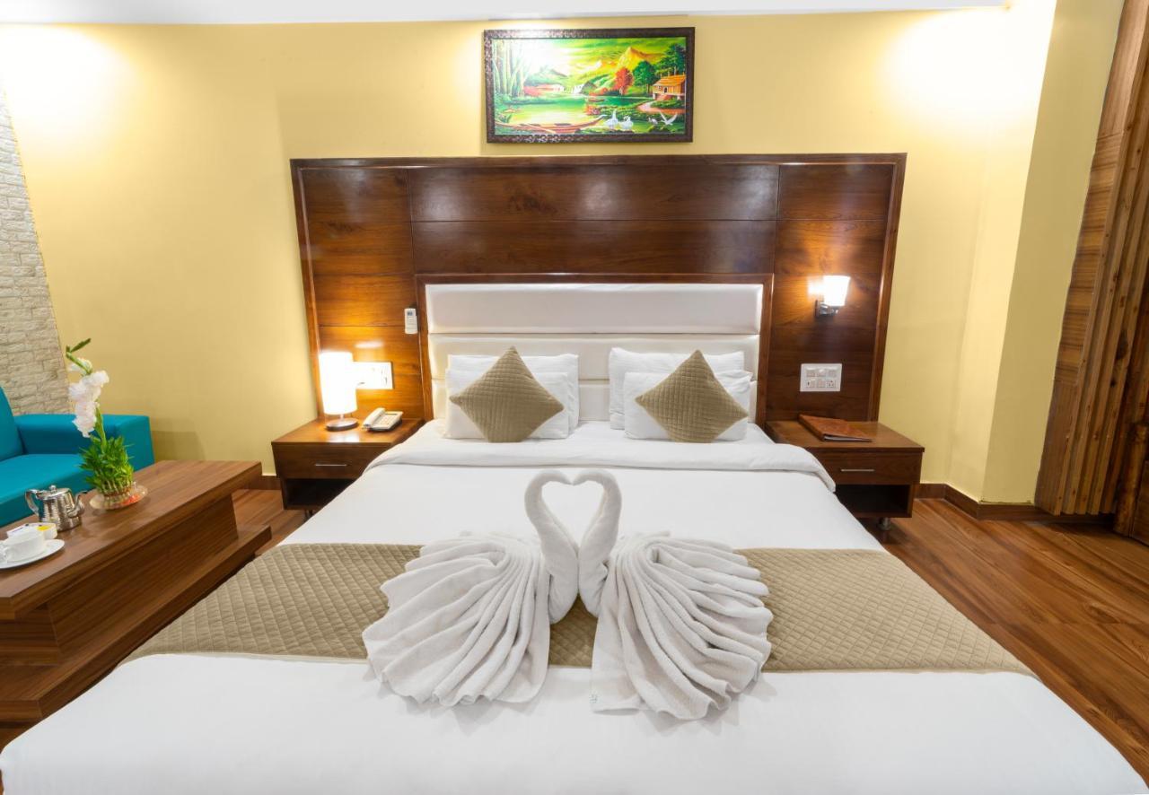 Hotel Divine Lakshmi Ganga Rišikéš Exteriér fotografie