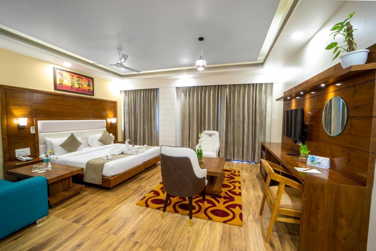 Hotel Divine Lakshmi Ganga Rišikéš Exteriér fotografie