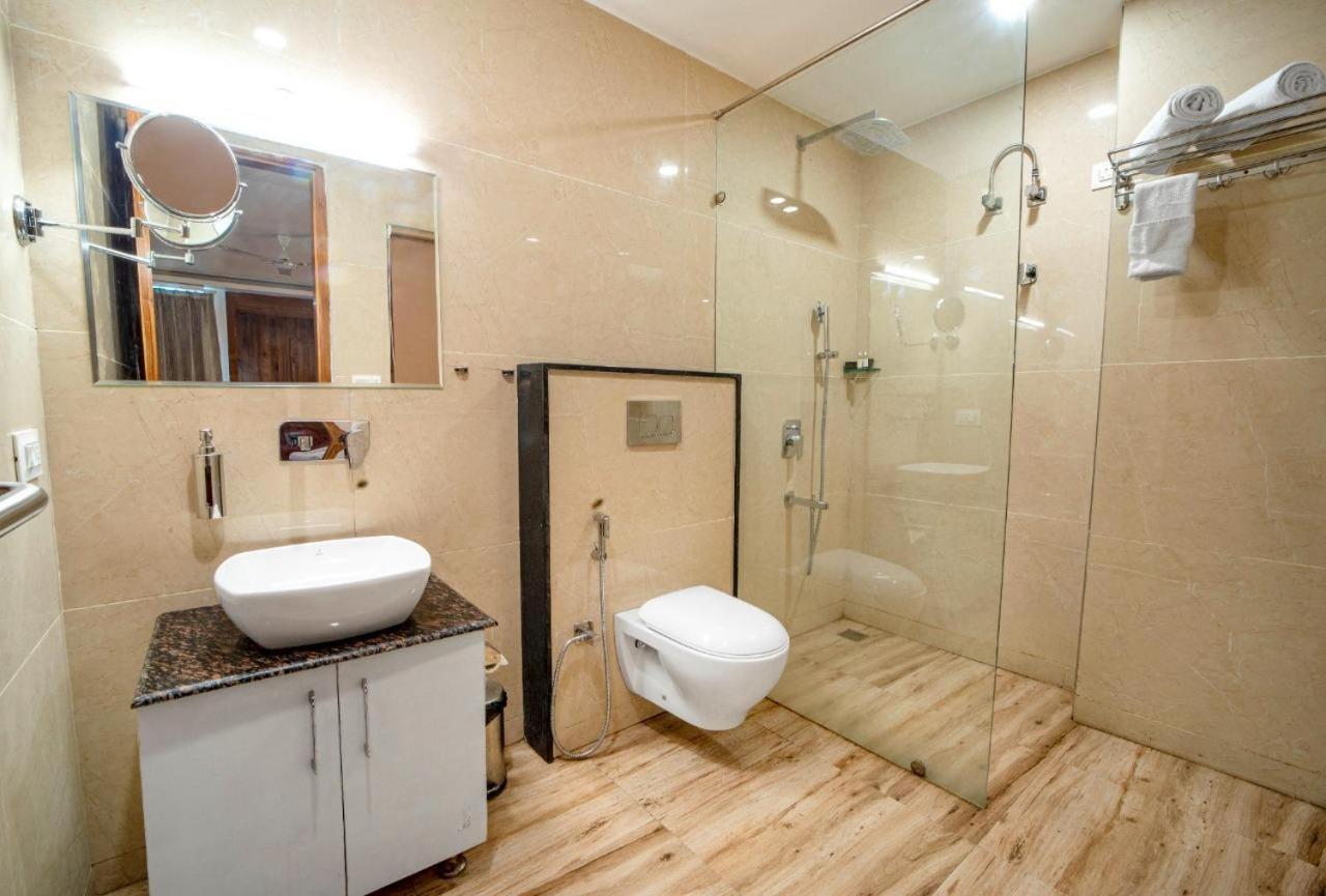 Hotel Divine Lakshmi Ganga Rišikéš Exteriér fotografie