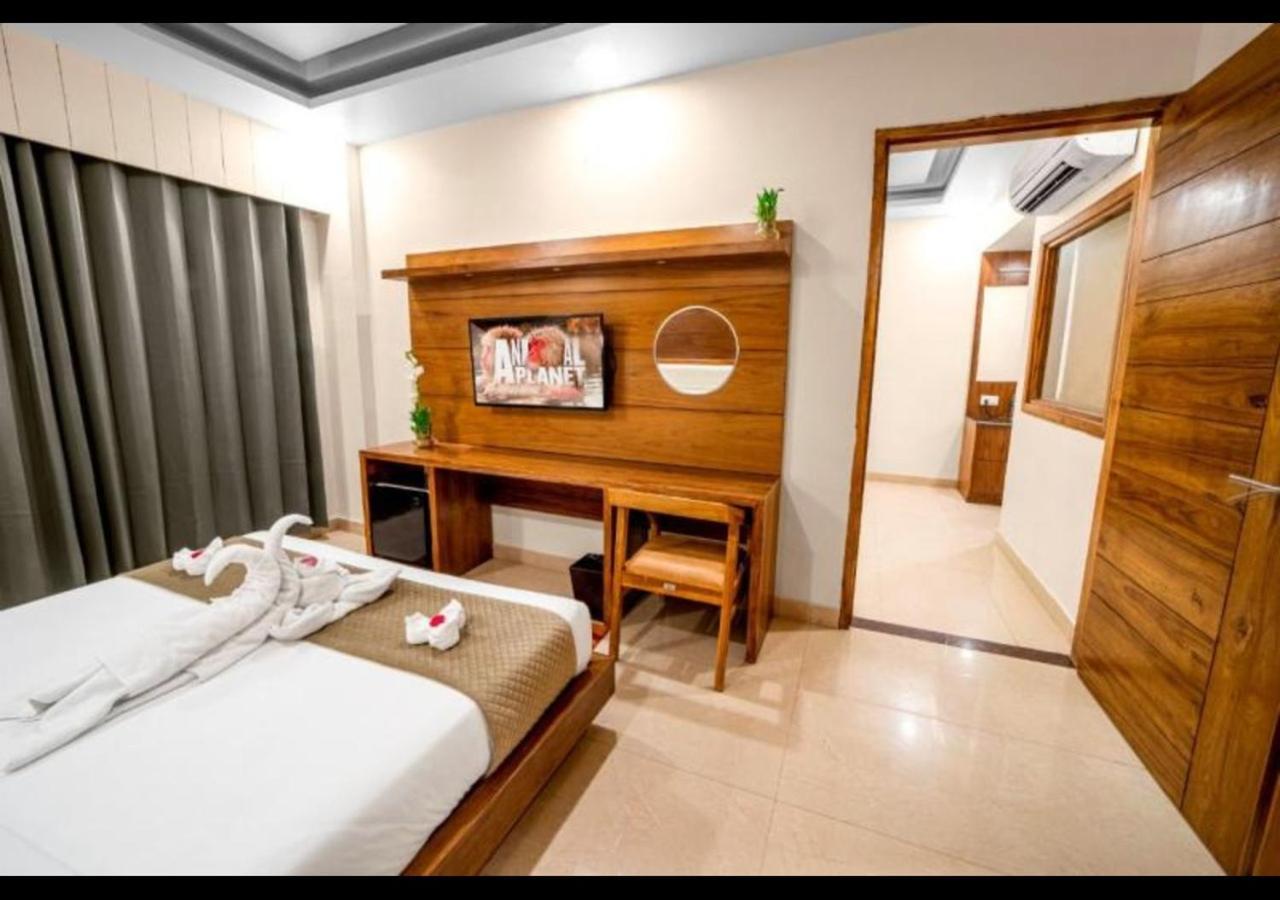 Hotel Divine Lakshmi Ganga Rišikéš Exteriér fotografie