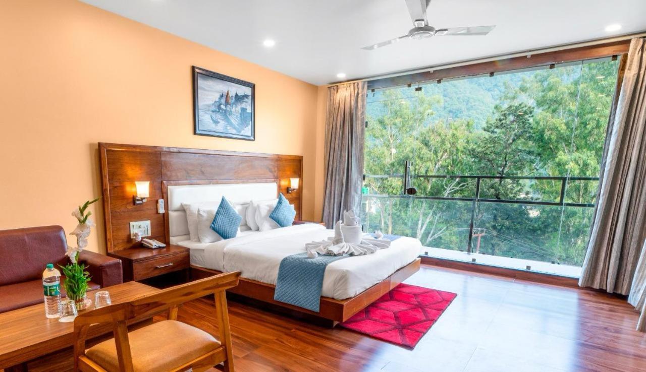 Hotel Divine Lakshmi Ganga Rišikéš Exteriér fotografie